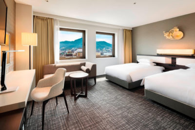 hkdfp-deluxe-twin-9754-756-504